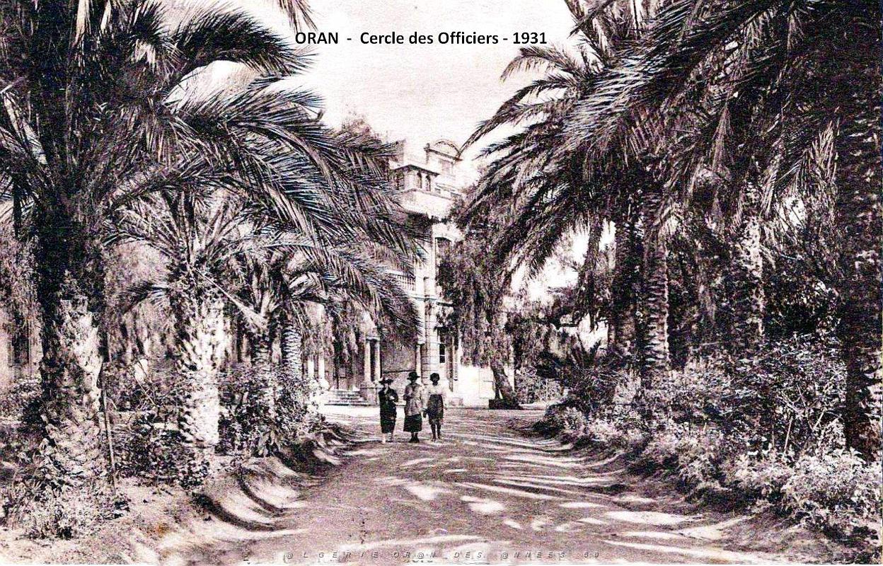 Oran - Cercle des Officiers - Allee de Palmiers - 1931.jpg